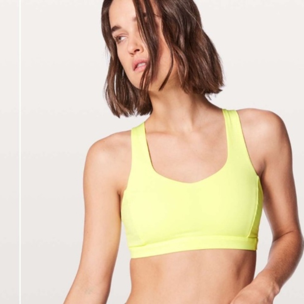 Lululemon Free to Be Serene Sports Bra